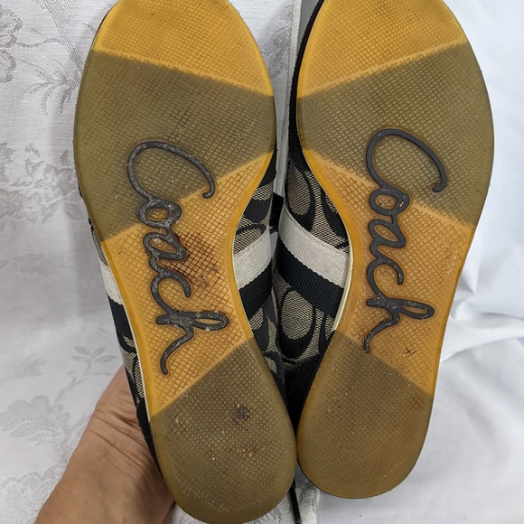 Coach EUC Joss sneakers 6 black logo C - Picture 8 of 16